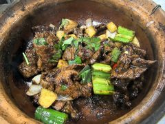 九层塔生啫牛肉-天宝食坊·啫啫煲大排档(西华路店)