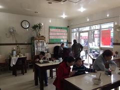 -老西白点心店