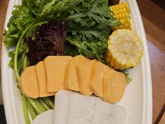 -老牌坊云南鱼豆花火锅(哈西万达店)