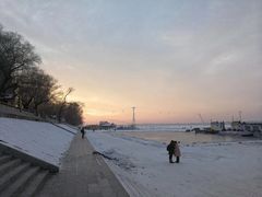 -人民防洪胜利纪念塔