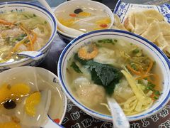 -长人馄饨铺(解放街店)