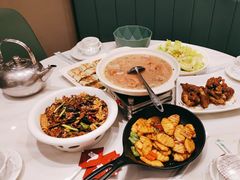 火爆三鲜-刘胖子家常菜·蹄花焖藕(中南店)