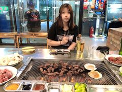 -马路牙子烧烤音乐酒馆(望京店)