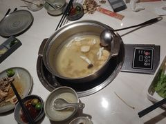 -喃喃椰·糟粕醋·椰子鸡火锅(七堡花园店)