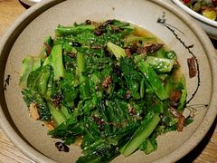 -爱啤精酿·民谣酒馆(滨江店)