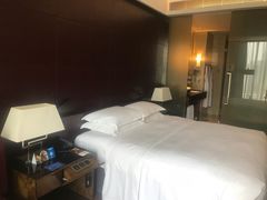 -广州天河希尔顿酒店