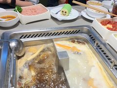 -海底捞火锅(金山百联店)