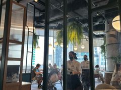 -Kub Kao Kub Pla (Terminal21)