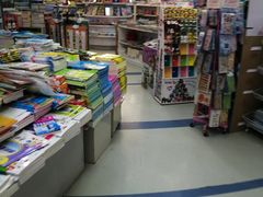 -新华书店(虹悦城店)