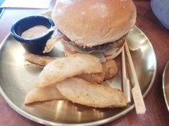 辣芝士培根酱牛肉汉堡-魏斯理汉堡(西安沣东吾悦店)