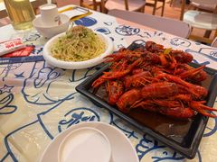 -松哥油焖大虾.小龙虾.黑鸭煲(海岸城店)
