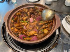 -胡须佬鸡煲四季火锅店(石厦西村直营店)