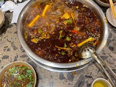 -肖肖酸萝卜鱼火锅(总店)