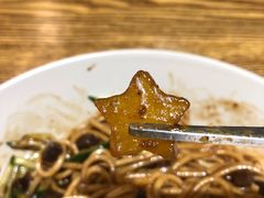 -吴草鸡爪오초닭발韩食堂(融恒盈嘉中心店)