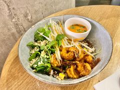 泰式大虾泰碗配辣味青柠水-Wagas沃歌斯(太古汇店)