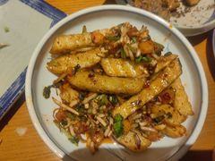 -包整·丝娃娃(一览甲秀楼风景店)