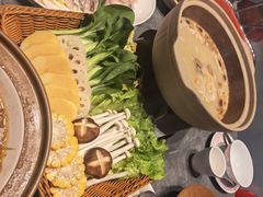 -黄弟大排档·湖南菜·小龙虾·小海鲜(凯旋北路店)
