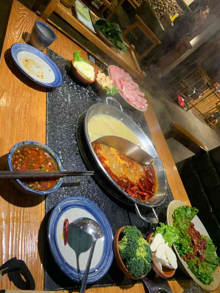 不二火锅-"在乾县好像还是评价比较好的火锅,对我们的.