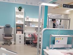 -康朴乐儿童学习桌椅(蓝色港湾店)