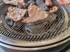 -啊美丽炭火烤肉(滑翔一店)