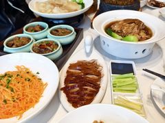-梅利汴京烤鸭•开封豫菜地标店(东大街店)