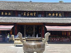 -峨眉山报国寺