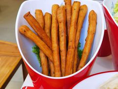 茴香小油条-毛辣果·红酸汤牛肉火锅&冰煮羊(西单店)