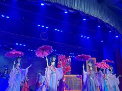 -金东尼人妖秀
