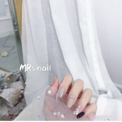 -Pink You美甲洗眉纹绣定制中心