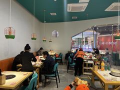 -浪里寻·臻牛养生牛肉火锅(方圆荟店)
