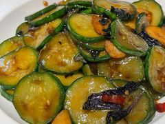 紫苏煎炒信阳笨黄瓜-阿庄新豫菜(通泰路店)