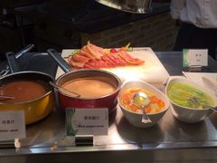 -亮马河饭店翠雅咖啡厅