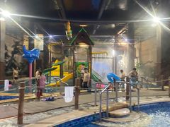 -泉城欧乐堡戏水湾艺术养生温泉