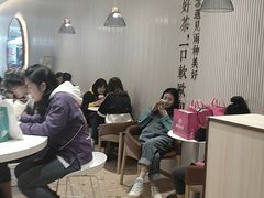 -奈雪的茶(金鹰广场店)