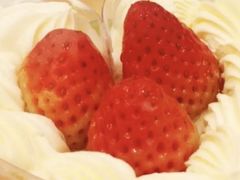 春樱草莓蛋糕-星巴克(嘉兴平湖吾悦广场店)
