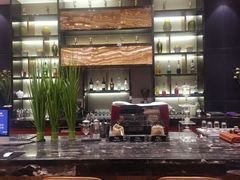 -武汉光谷广场杨家湾地铁站怡程酒店