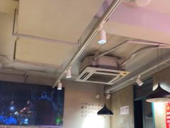 大堂-新疆烧烤王(广灵店)