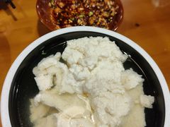 -重庆石磨豆花庄(乔庄店)