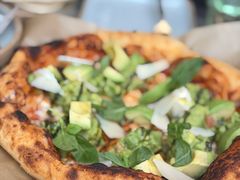 牛油果罗勒酱比萨-O'mills Sourdough Bakery&Bistro(永嘉路店)