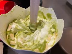 牛油果椰子风味麦旋风-麦当劳(东急新天地店)