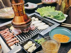 -臻牛烤肉