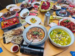 -鲁小三·地标小龙虾·安徽土菜·黄焖甲鱼(金山旗舰店)