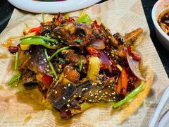 -依呀呀ktv烧烤小串(中山西路店)