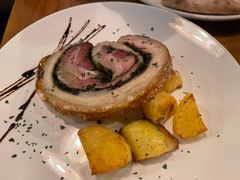 慢烤猪五花肉-La Tavernetta(Bar à Vin)(乌鲁木齐路店)