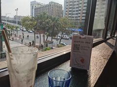 -必胜客(机场路店)