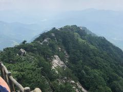 -罗田薄刀峰风景区