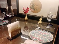 店内布置-海派悦庭·海胆烧麦·新融合菜(凯德广场店)