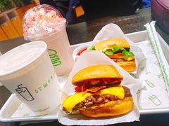 香辣烟熏培根牛肉堡-Shake Shack(西单大悦城店)