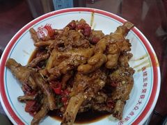 -堂瓦里·33年传统赣菜(第一街区店)