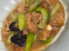 -魁盛居百年鲁菜馆(县西巷店)